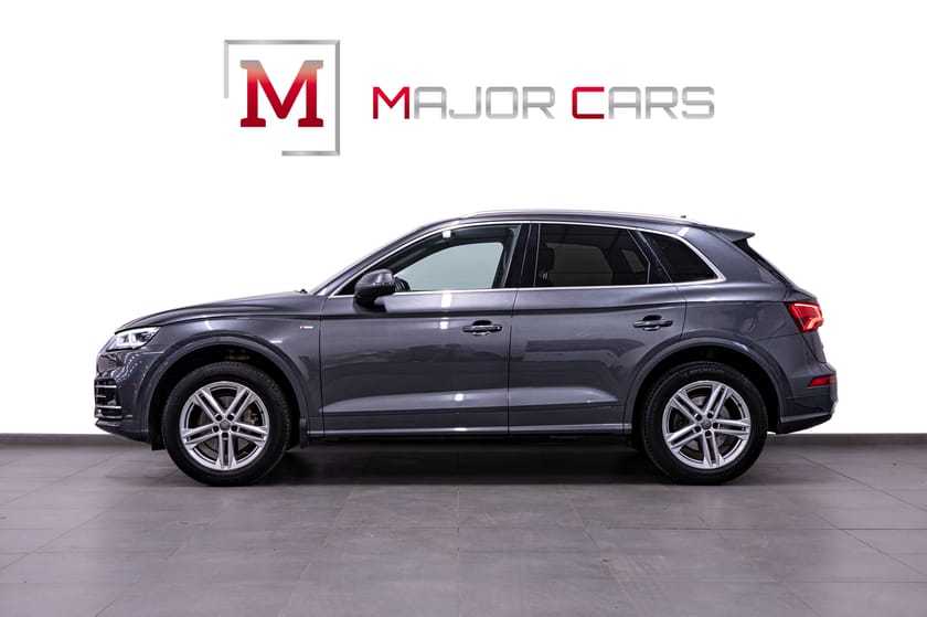 Bild 3 av Audi Q5 40 TDI quattro S-Line Cockpit Matrix Evolutionspkt Drag Värm