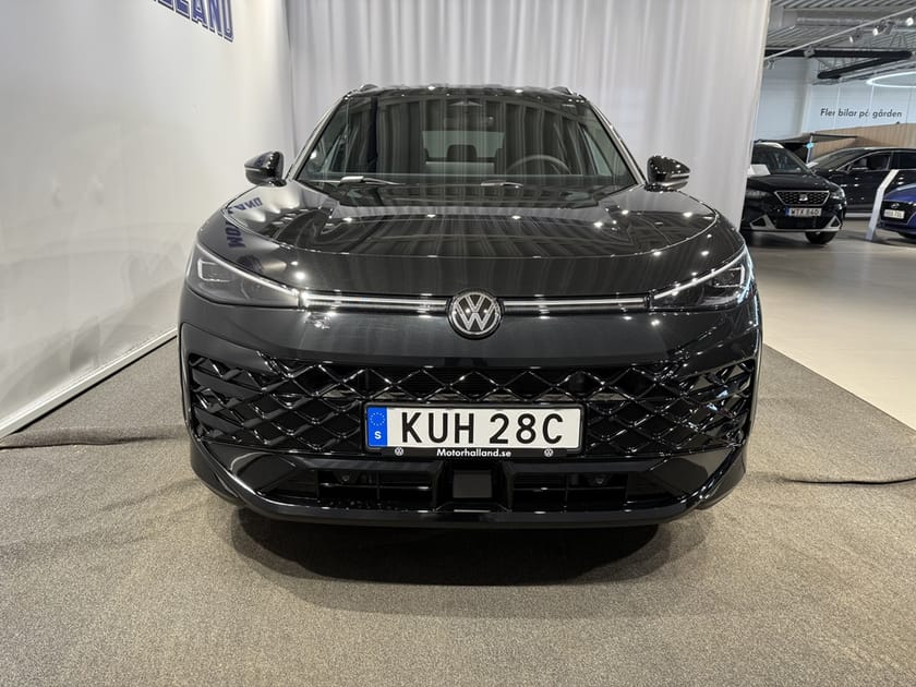 Bild 4 av Volkswagen T-Roc R-Line Black Style / H&K / Drag