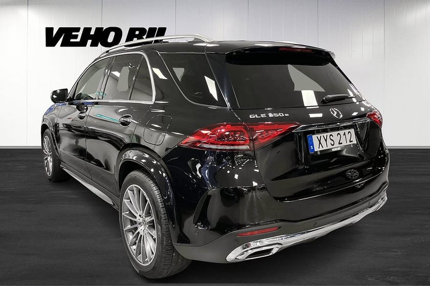 Bild 4 av Mercedes-Benz GLE 350 e 4MATIC AMG Premium Plus Pano Drag DISTRONIC