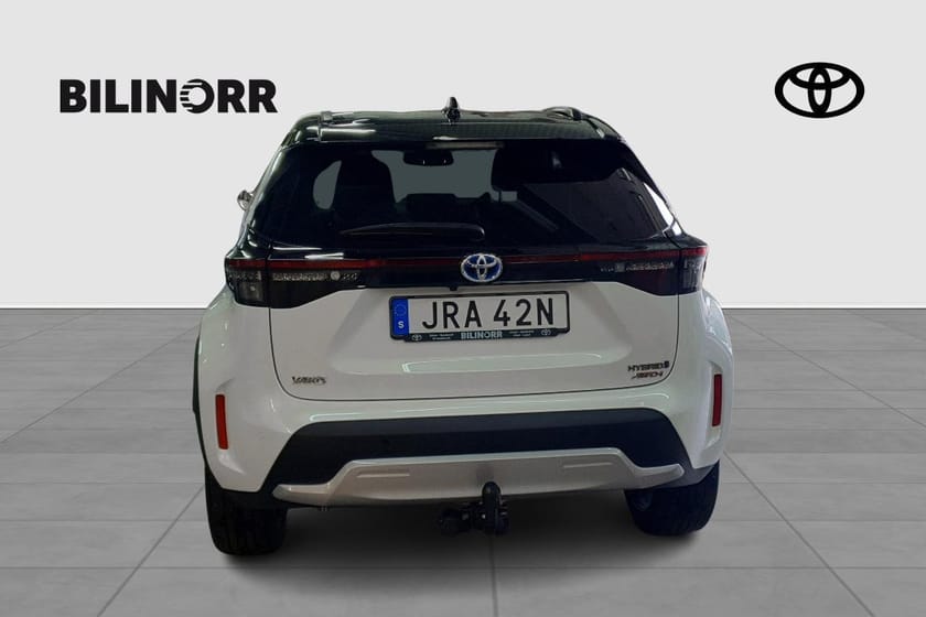 Bild 4 av Toyota Yaris Cross Hybrid AWD-i 1,5 ADVENTURE |JBL|VHJUL|MVKUPE|DRAG|