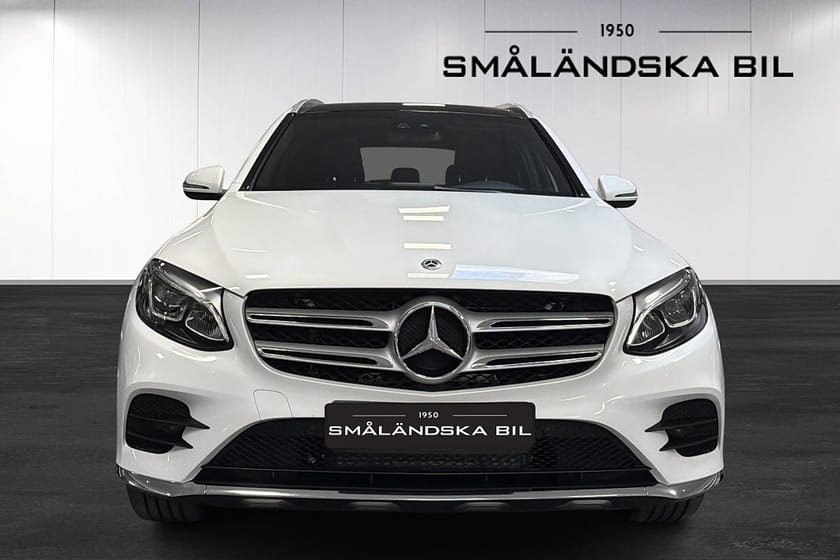 Bild 2 av Mercedes-Benz GLC 220 d 4MATIC AMG Line Panorama Drag 170hk