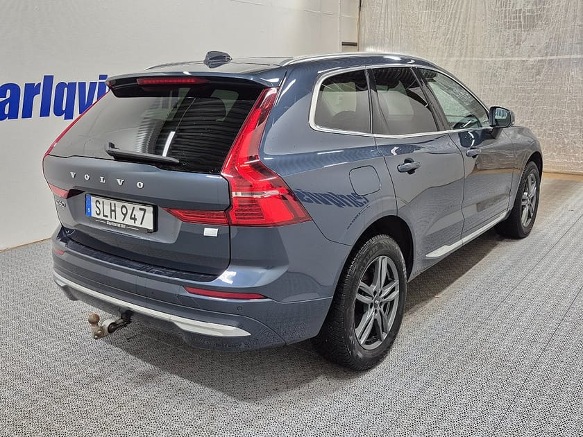 Bild 4 av Volvo XC60 T6 Recharge Core Bright plug in AWD 350HK 4x4 Panorama