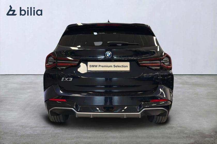 Bild 5 av BMW iX3 M Sport | Charged | Drag | Backkamera | Aktiv farth.