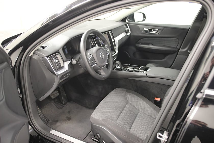 Bild 2 av Volvo V60 T6 Recharge Core Plug in AWD 350HK 4x4