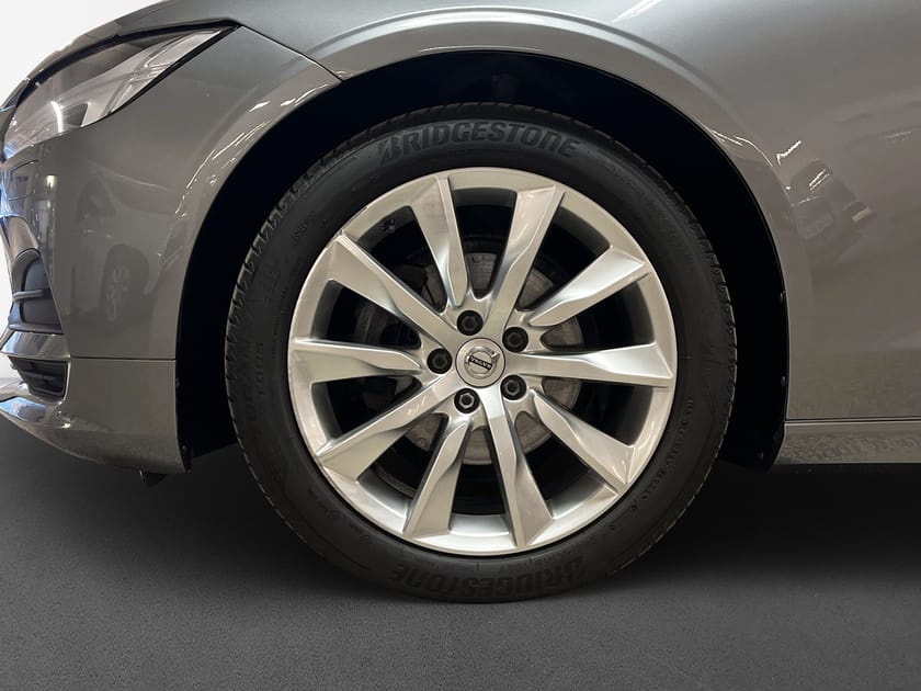 Bild 5 av Volvo V90 D3 Momentum Edition