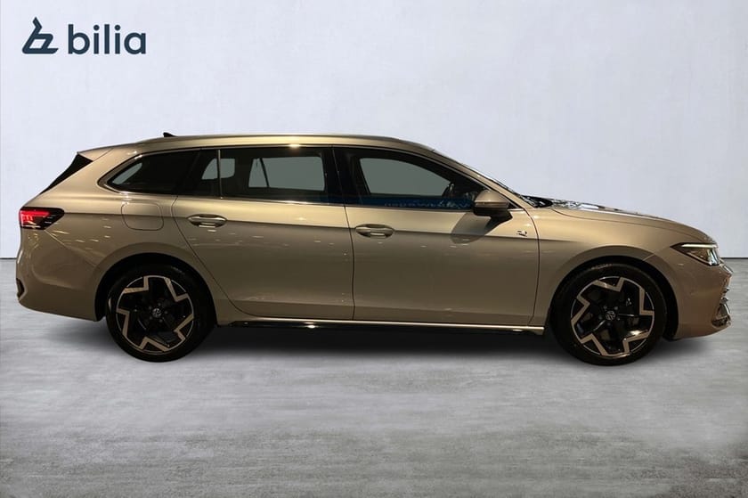 Bild 4 av Volkswagen Passat Sportscombi 2.0 TDI 4M R-Line Värm Drag 193HK