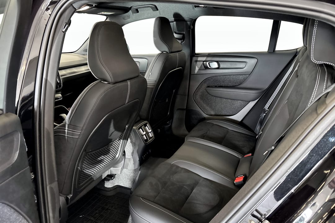 Volvo EC40 Twin Motor Performance