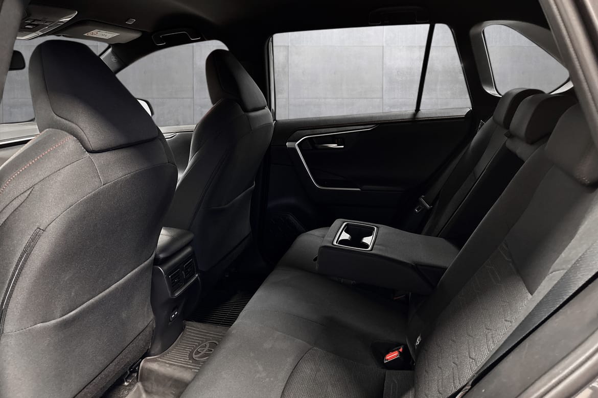 Toyota RAV4 Plug-in Hybrid E-CVT, 306hk, 2023