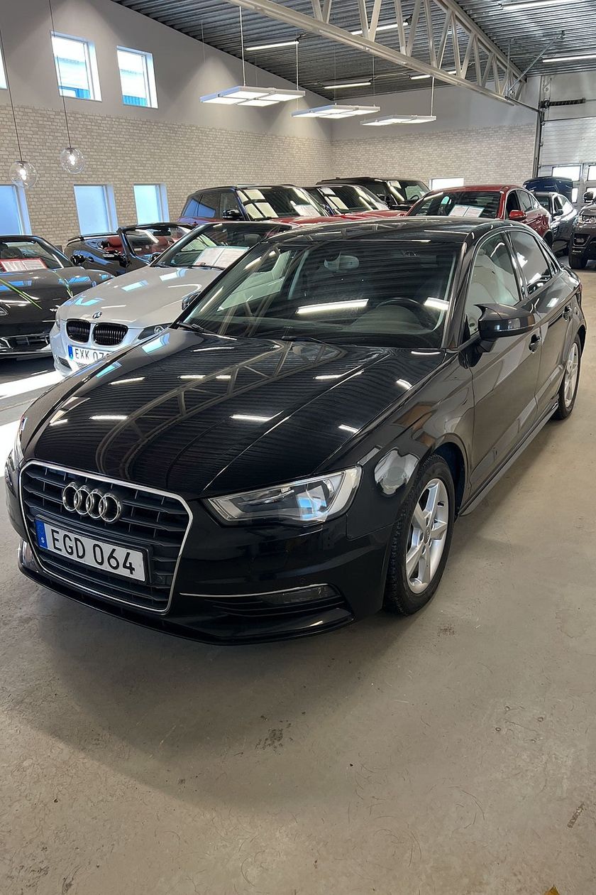 Bild 1 av Audi A3 Sedan 2.0 TDI 150hk Aut Ambition Backkamera