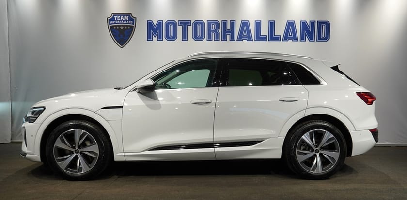 Bild 1 av Audi Q8 55 e-tron quattro - Pano / Luft / Kamera / Moms