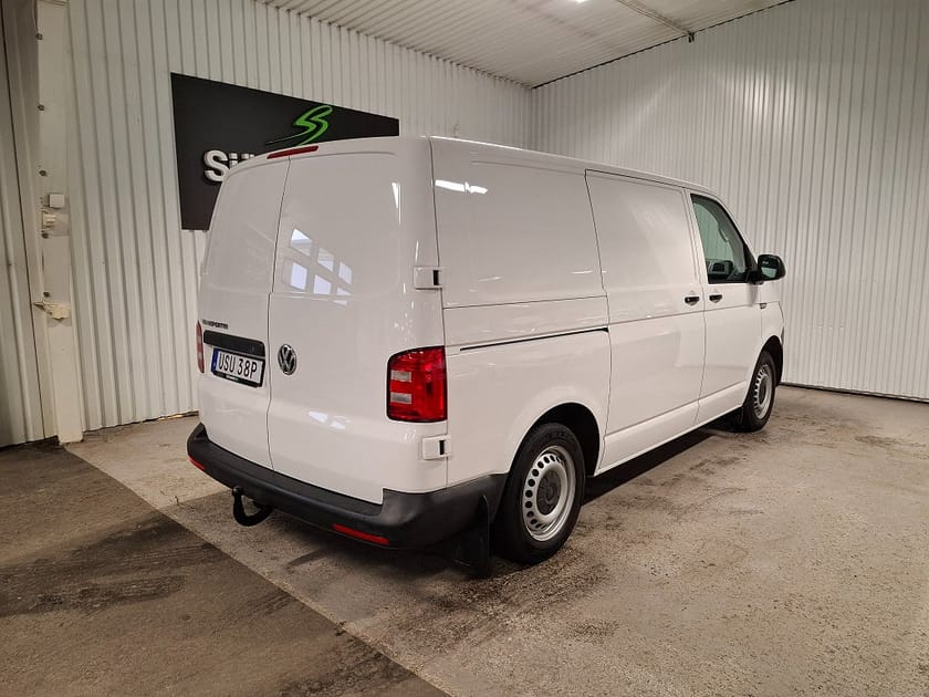 Bild 5 av Volkswagen Transporter T30 2.0 TDI DSG Värmare Fjärr Drag Skåpinredn 1 brukare