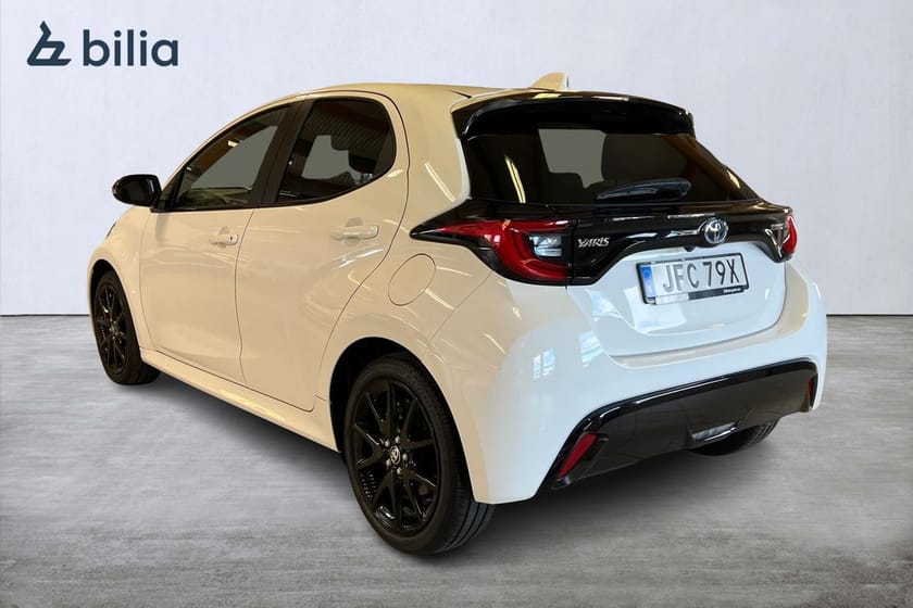 Bild 2 av Toyota Yaris Hybrid 1,5 5D STYLE MOTORVÄRMARE