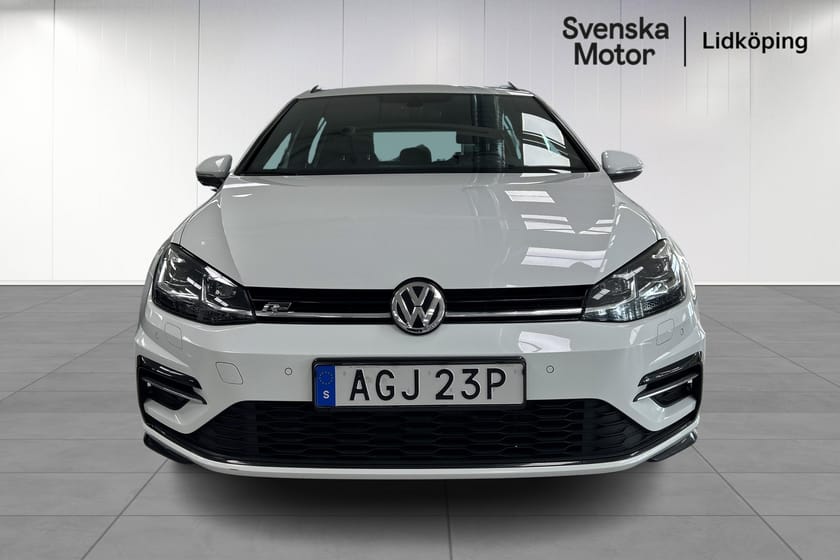 Bild 2 av Volkswagen Golf Sportscombi 1.5 TSI Automat R-Line I Drag I Värmare