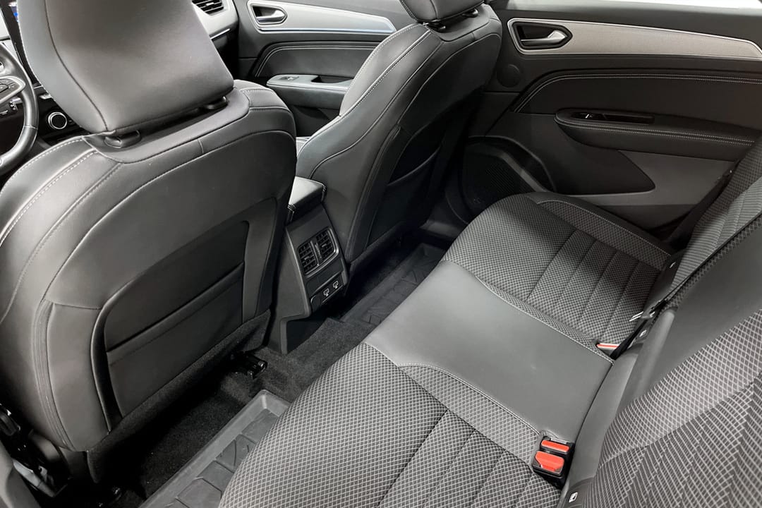 Renault Arkana E-TECH 145