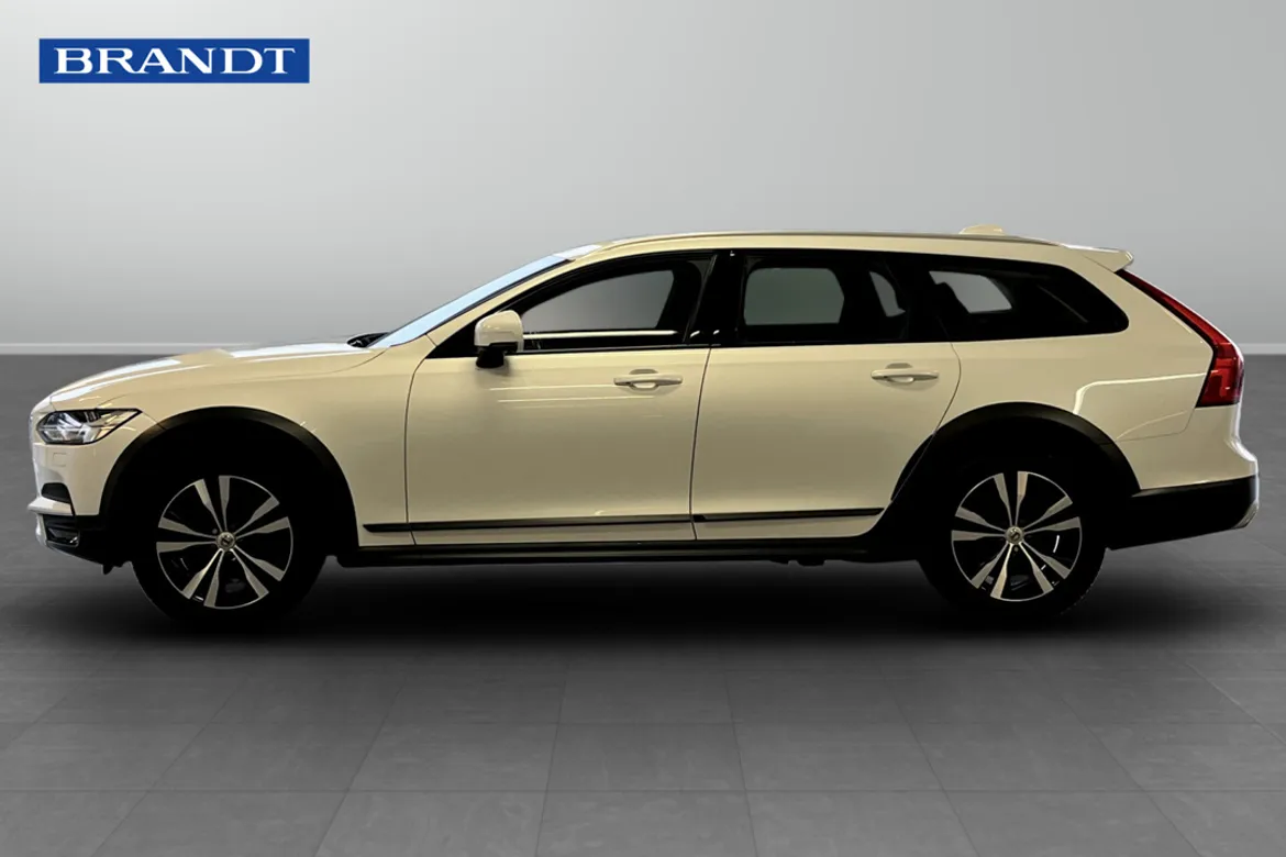 Volvo V90 Cross Country