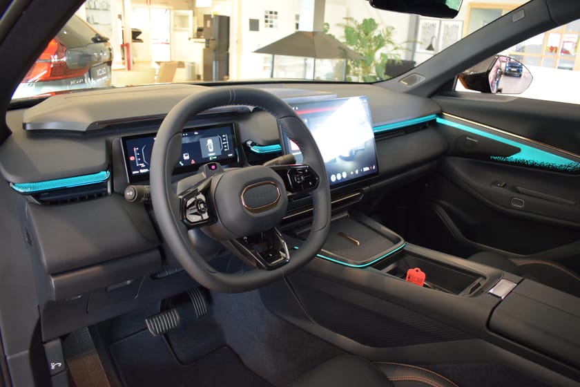 Bild 5 av Lynk & Co 08 PHEV More