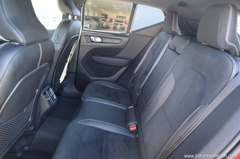 Bild 5 av Volvo XC40 T3 1.5 FWD 163hk Automat R-design Dragkrok