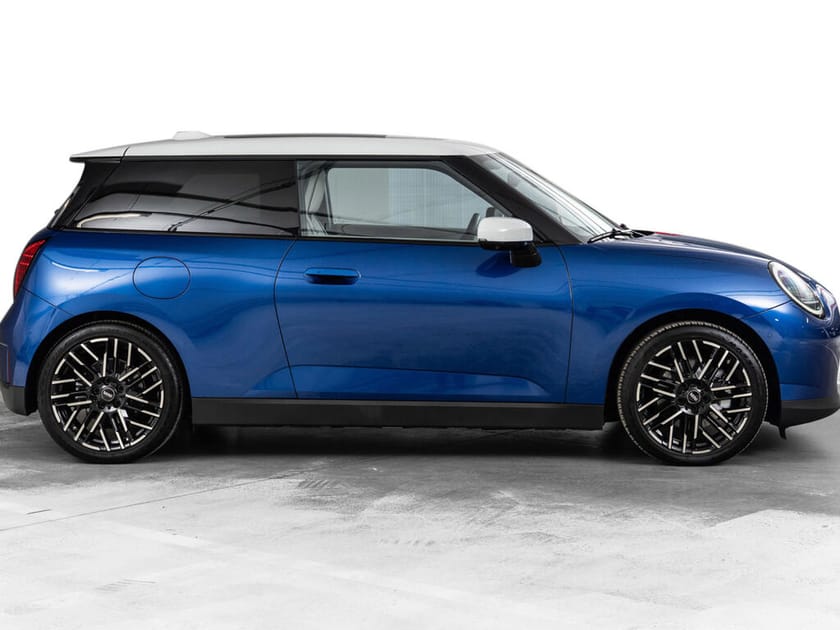 Bilde 4 av MINI Cooper SE Favoured Trim Package XL + V-hjul