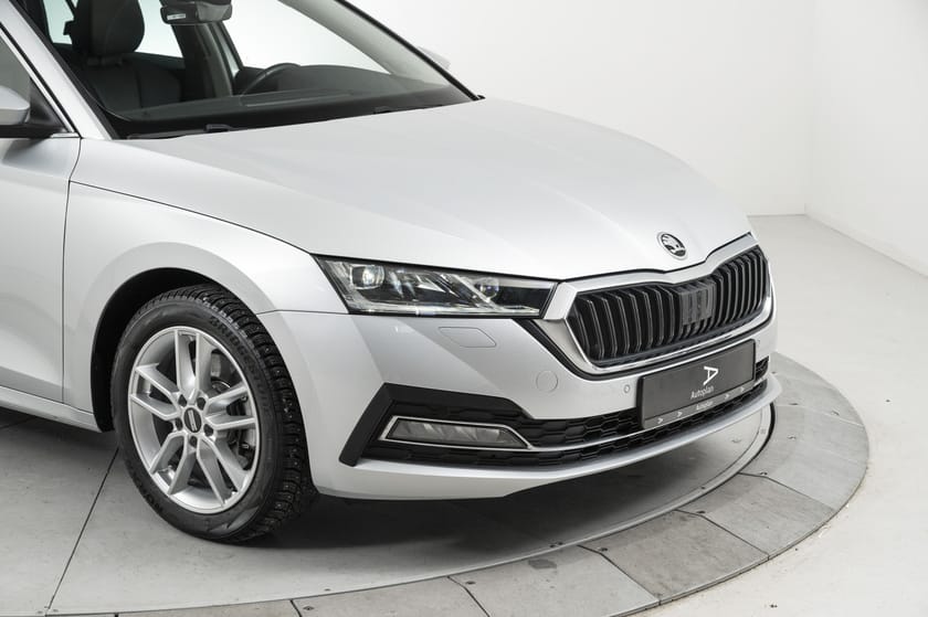 Bilde 2 av Škoda Octavia Stasjonsvogn 2,0 TDI 150hk 4x4 Style ACC/Krok/Matrix/Kamera/Elsete