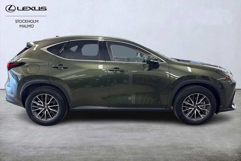 Bild 4 av Lexus NX 450h+ Business Plus AWD 309hk P-värm Drag Keyless