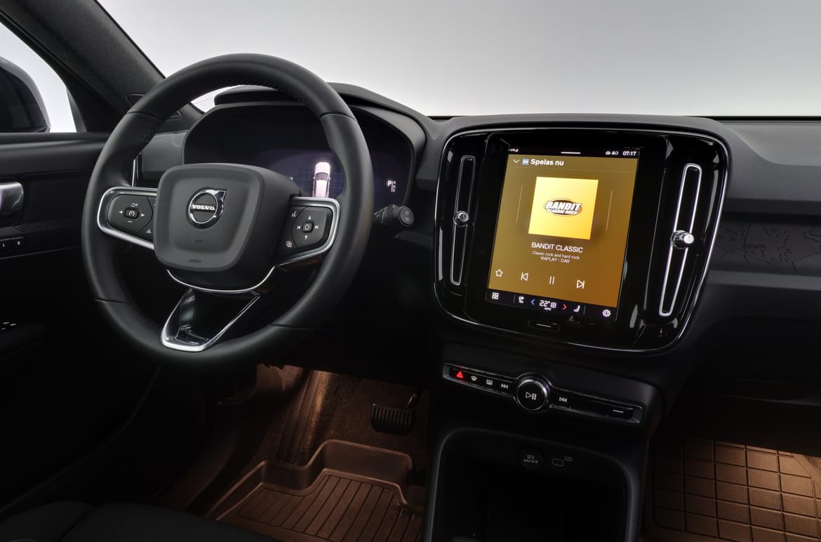 Volvo XC40 2024 - miniatyr 8
