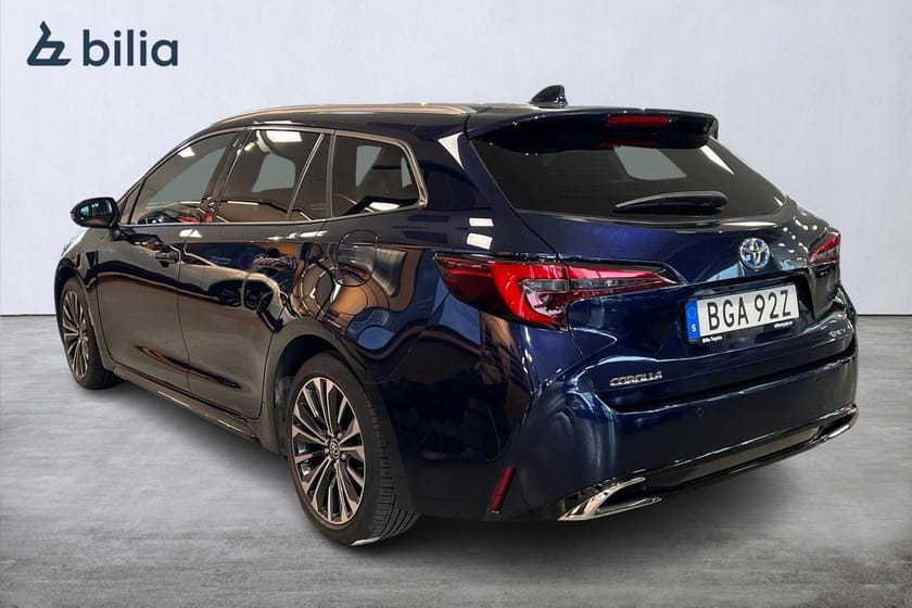 Bild 2 av Toyota Corolla Touring Sports Hybrid 1,8 Style Värmare Nybilsgaranti