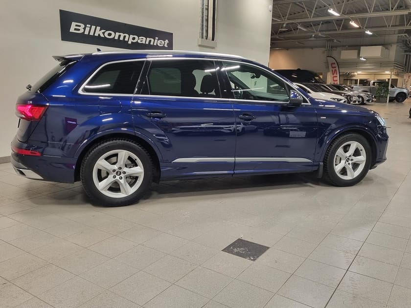 Bild 3 av Audi Q7 50 TDI quattro 7-Seater S LINE | 286 hk | 7-Sits | ,Vinterhjul