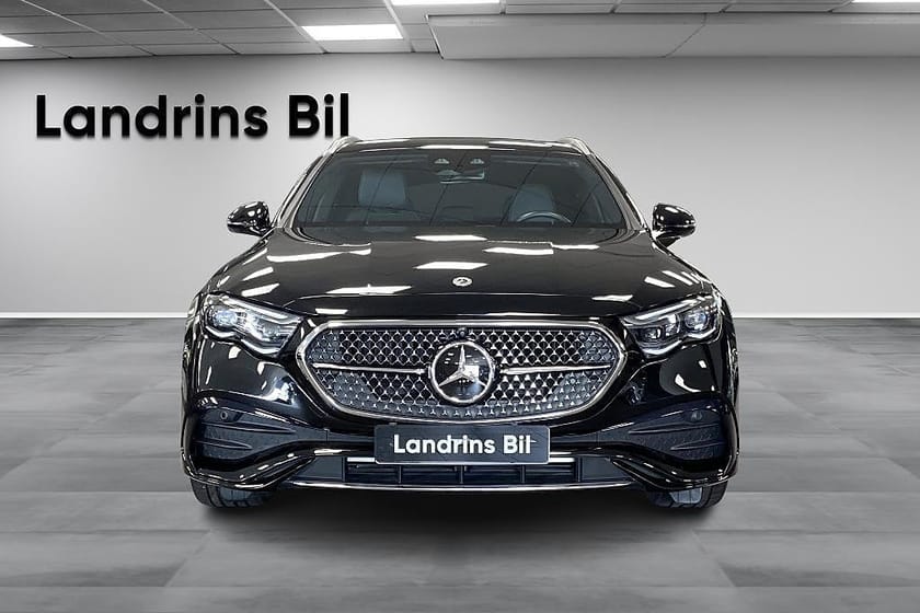 Bild 2 av Mercedes-Benz E 300 T e 9G-Tronic / AMG Line Premium / Burmester