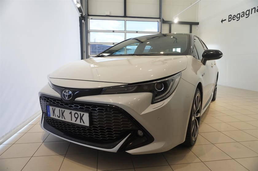 Bild 4 av Toyota Corolla Hybrid Hybid E-Cvt Gr Sport Kamera Ad Farth Svart Tak