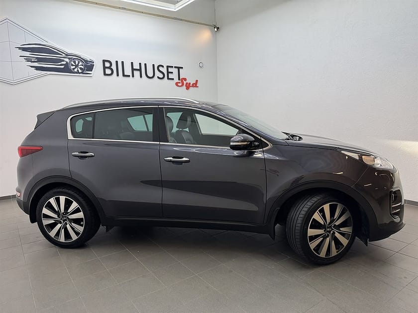 Bild 2 av Kia Sportage 1.7 CRDi 141hk Advance Läder/JBL/Navi/Bkamera/Krok