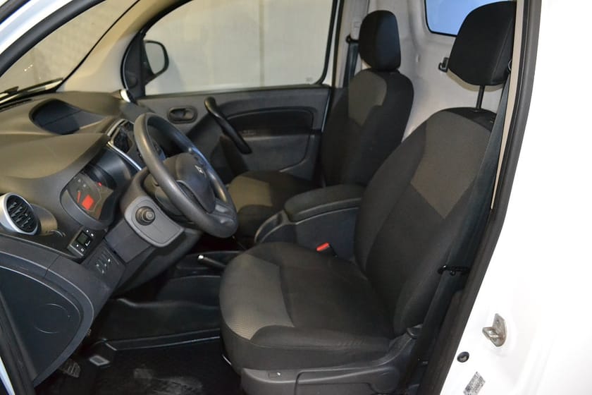 Bild 4 av Renault Kangoo Express Maxi 1.5 dCi Manuell Drag Värmar 95hk