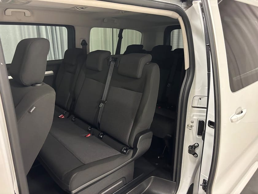 Bild 5 av Peugeot e-Traveller 75 BUSINESS L3 75kWh 9-Sits