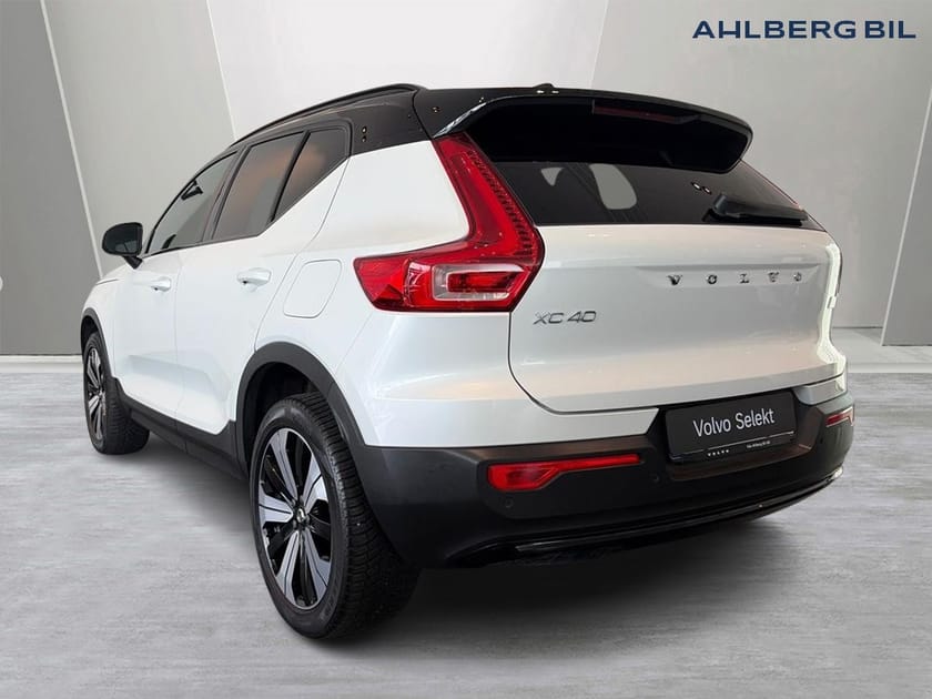 Bild 3 av Volvo XC40 Recharge Twin 🟡Recharge Plus. Backkamera, Drag, Navi, Adaptiv farthållare.