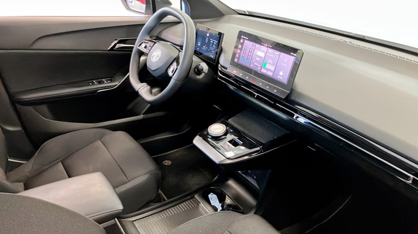 Bild 3 av MG 4 Electric Standard Range MG4 SR 51 KWH SHOWROOM Laddbox värde 5000kr ingår*