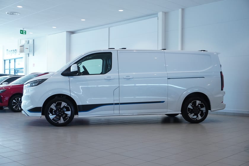 Bild 4 av Ford Transit Custom 320 Skåp Sport 320l LWB 2.0l Ecoblue 170hk 8AT AWD Diesel