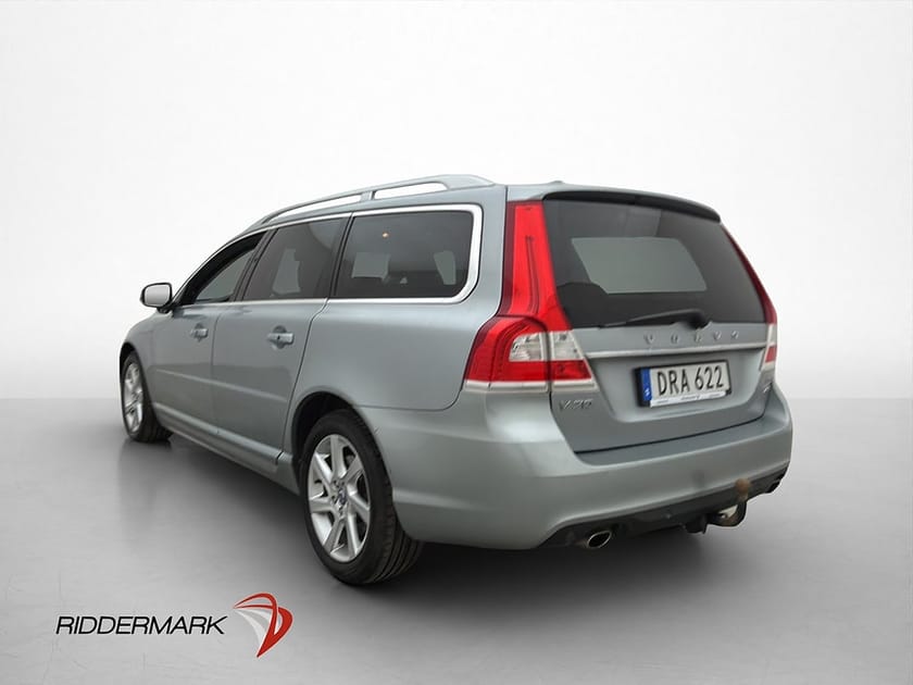Bild 5 av Volvo V70 D5 AWD Summum Taklucka Adpt-fart BLIS Drag 1 Bruk