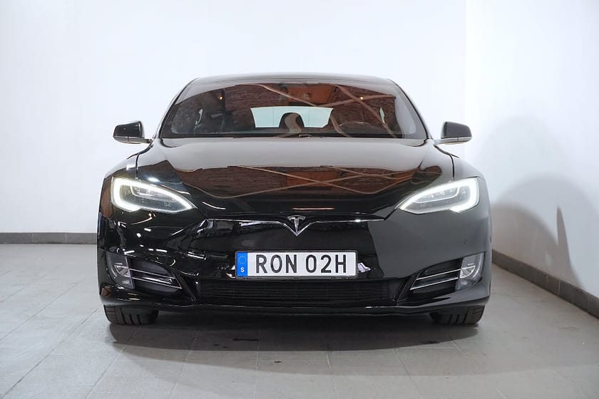 Bild 3 av Tesla Model S Long Range AWD Autopilot 423hk 3,95%