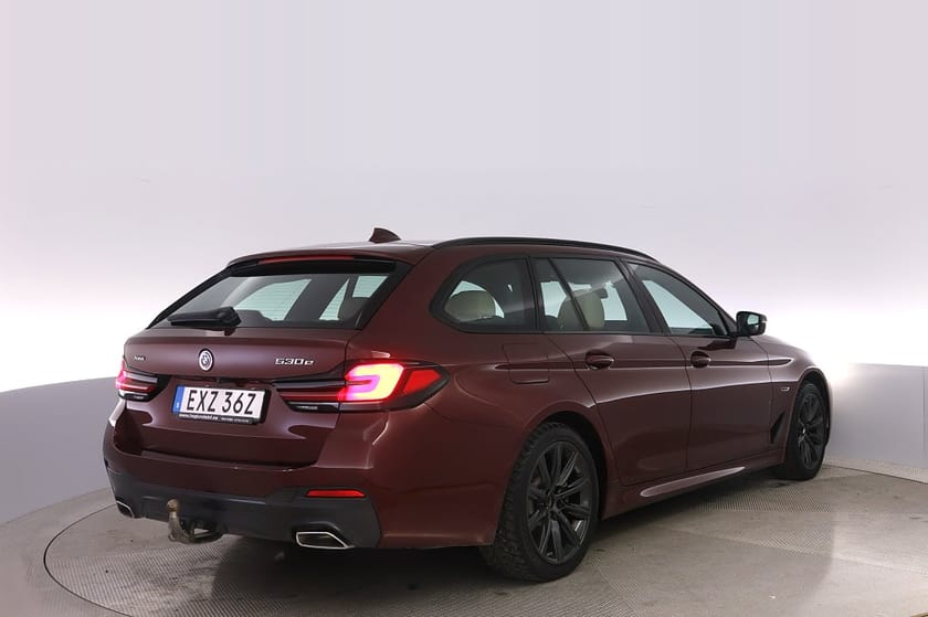 Bild 4 av BMW 530e xDrive Touring M Sport DRAG RATTVÄRME V-HJUL MOMS