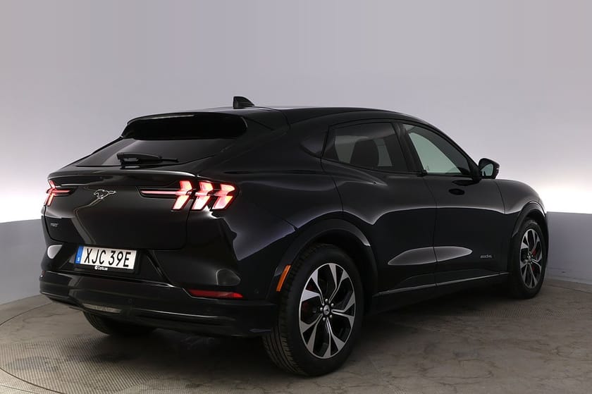 Bild 5 av Ford Mustang Mach-E Long Range AWD Teknik+ Pano 360 Elstol