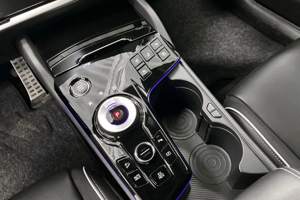 picture of a car