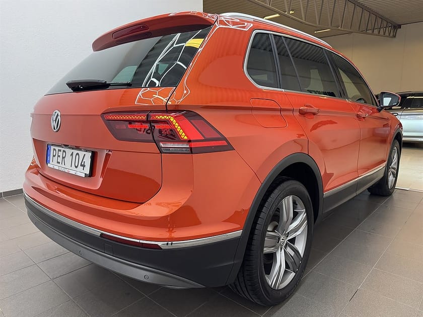 Bild 3 av Volkswagen Tiguan 2.0 TDI 4M 190hk  Pano/Läder/Navi/360kamera/Cockpit/Krok/1Brukar