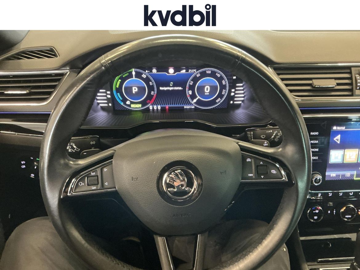 Škoda Superb iV Combi 1.4 TSI iV DSG Sekventiell, 218hk, 2020