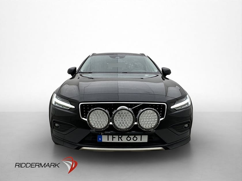 Bild 2 av Volvo V60 Cross Country B4 AWD Pano Värmare H/K Drag Skinn