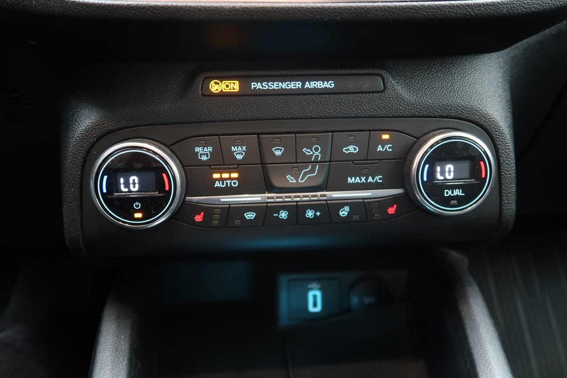 Ford Focus 2019 - miniatyr 11