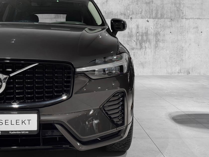 Bilde 4 av Volvo XC60 Recharge T6 Plus Dark SEMI.EL.HF|PANO|TONEDE|SUB|19"++