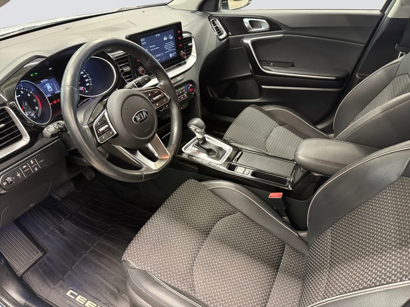 Bild 5 av Kia Ceed Sportswagon 1.4 T-GDI/DCT/Servicebok/V-hjul/Värmare/ACC