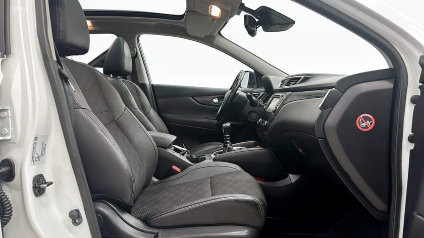 Bild 3 av Nissan Qashqai 1.5 dCi (110hk) TEKNA / PANORAMA / DRAG