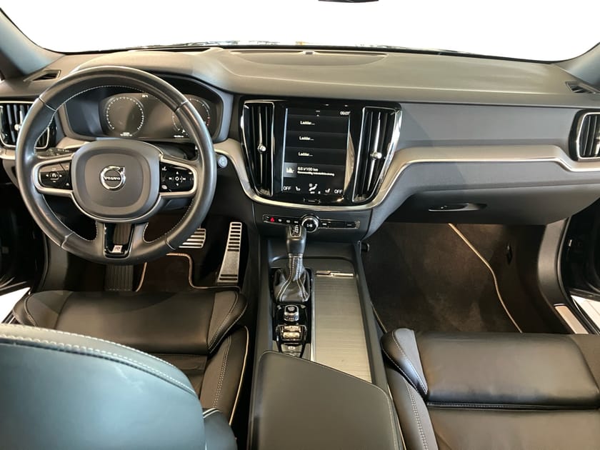 Bild 5 av Volvo V60 D3 R-Design | 360° | HUD | NAVI | Klimatpaket |