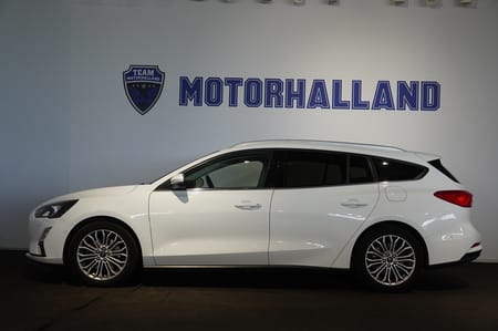 Ford Focus Kombi - Titanium, Kamera, CarPlay MM!