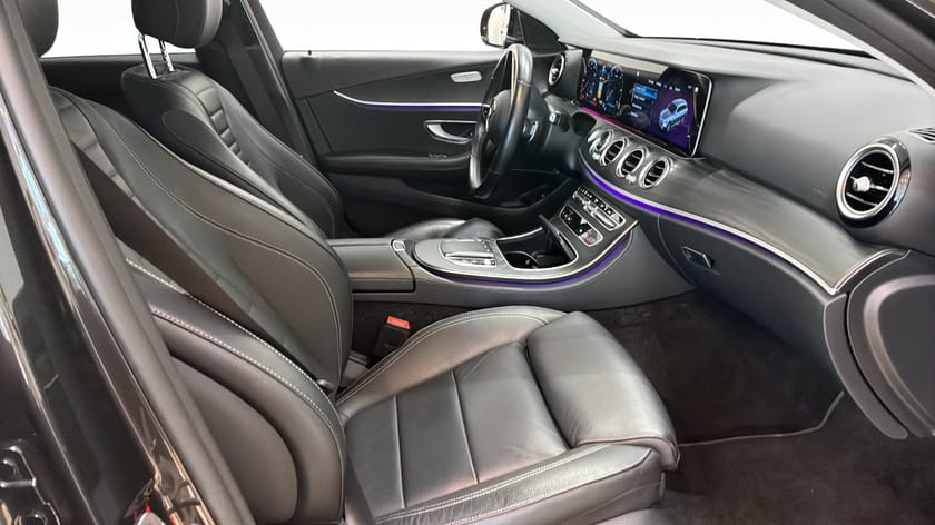 Bild 3 av Mercedes-Benz E 220 d 4MATIC All-Terrain 4M